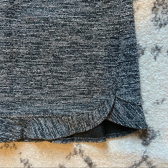 Loft Skirt - Picture 4 of 10